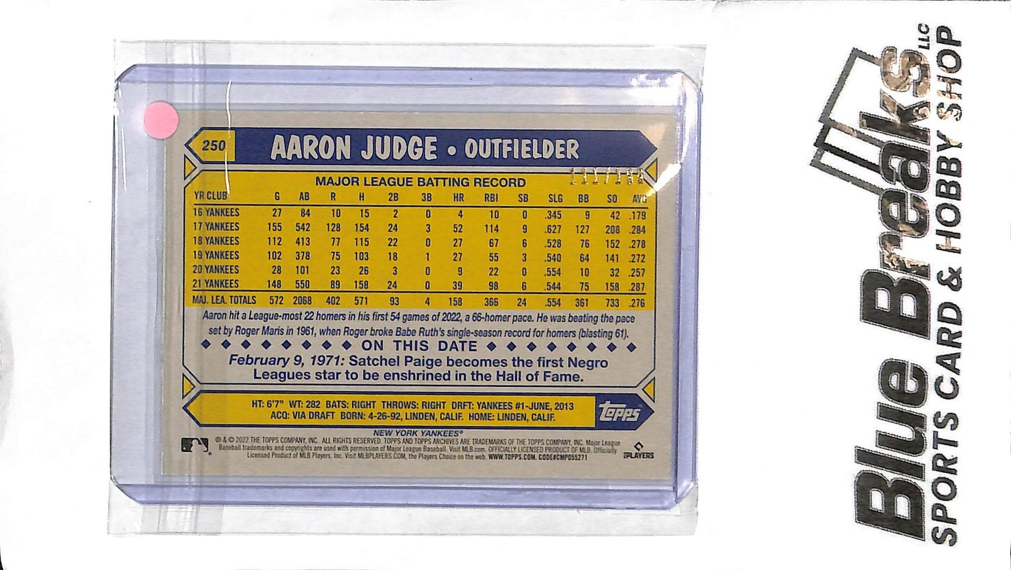 2022 Topps - Aaron Judge - 250 - Holo 111/199 - Baseball - Yankees