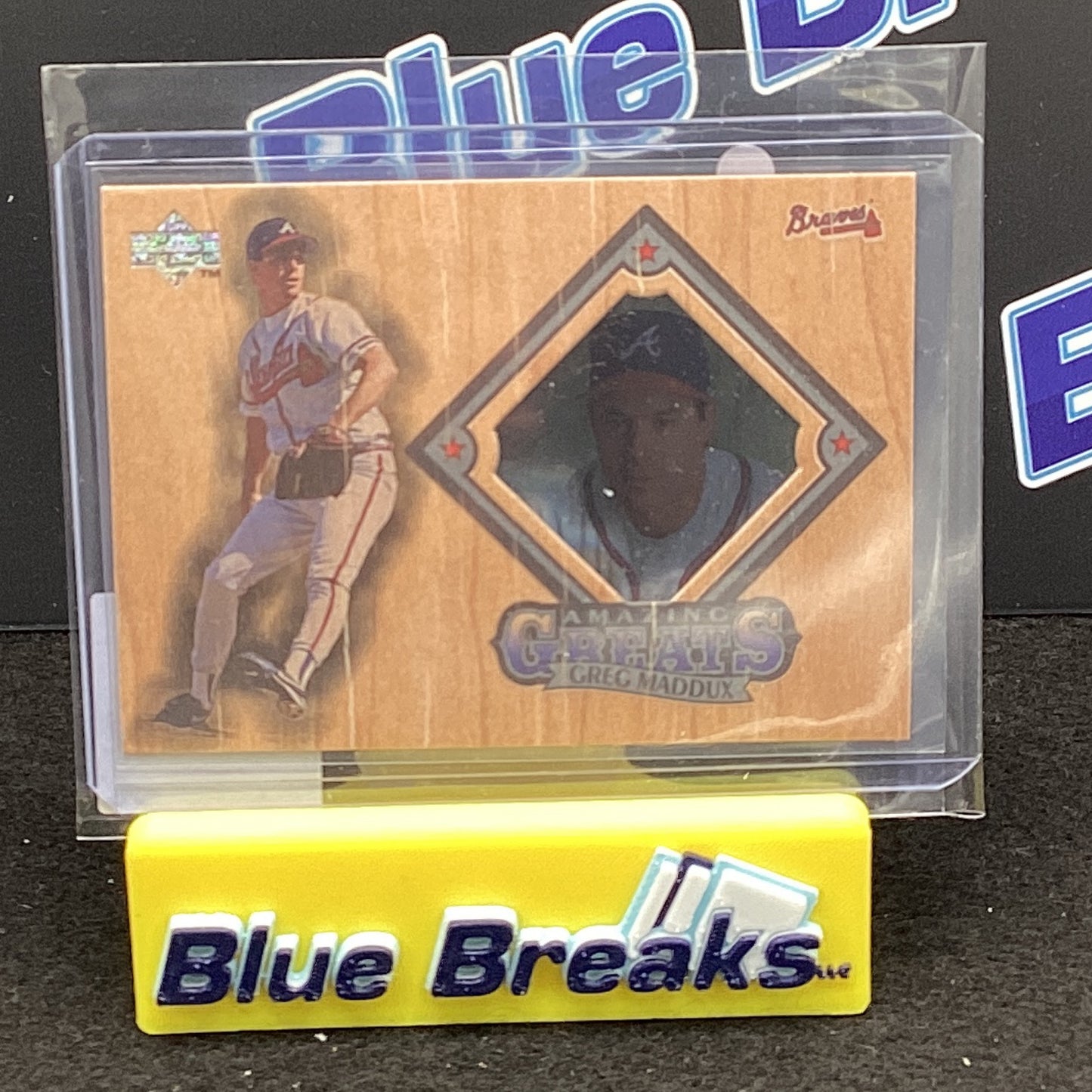 1996 Upper Deck Amazing Greats Greg Maddux #AG11 Braves