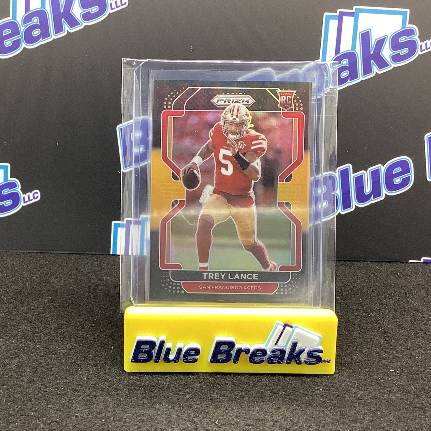 2021 Panini Chronicles Trey Lance Gold 3/10