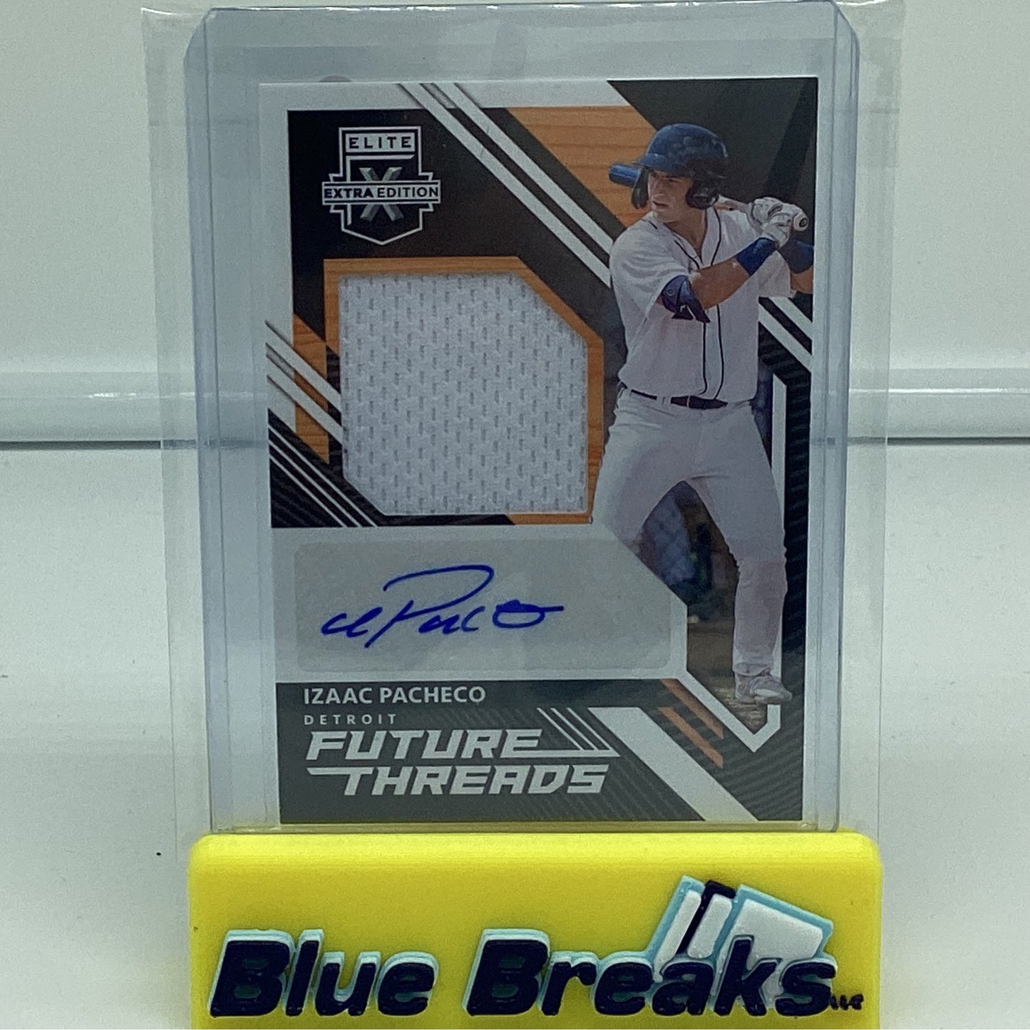 2021 Elite Extra - Izaac Pacheco