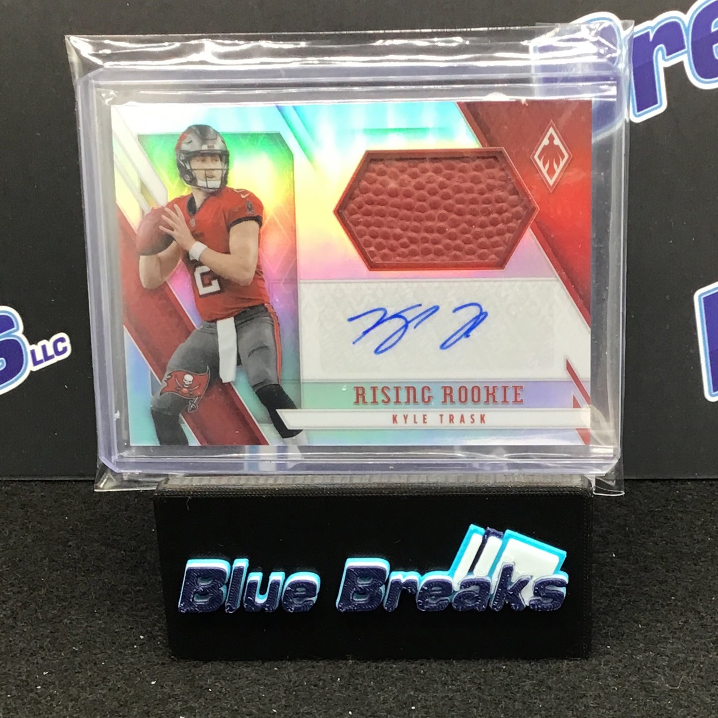 2021 Panini Phoenix Rising Rookie Refractor Kyle Trask auto relic 68/99 RC #RMS-KTR Buccaneers