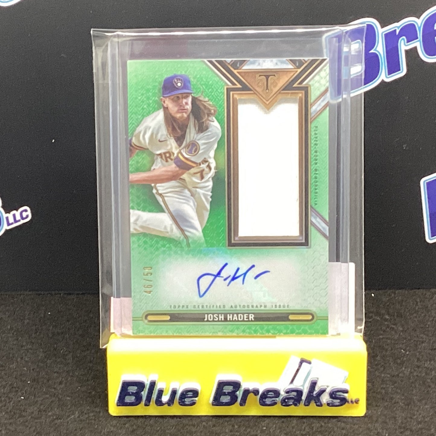 2021 Topps Triple Threads autograph single jumbo relic Josh Hader 46/50