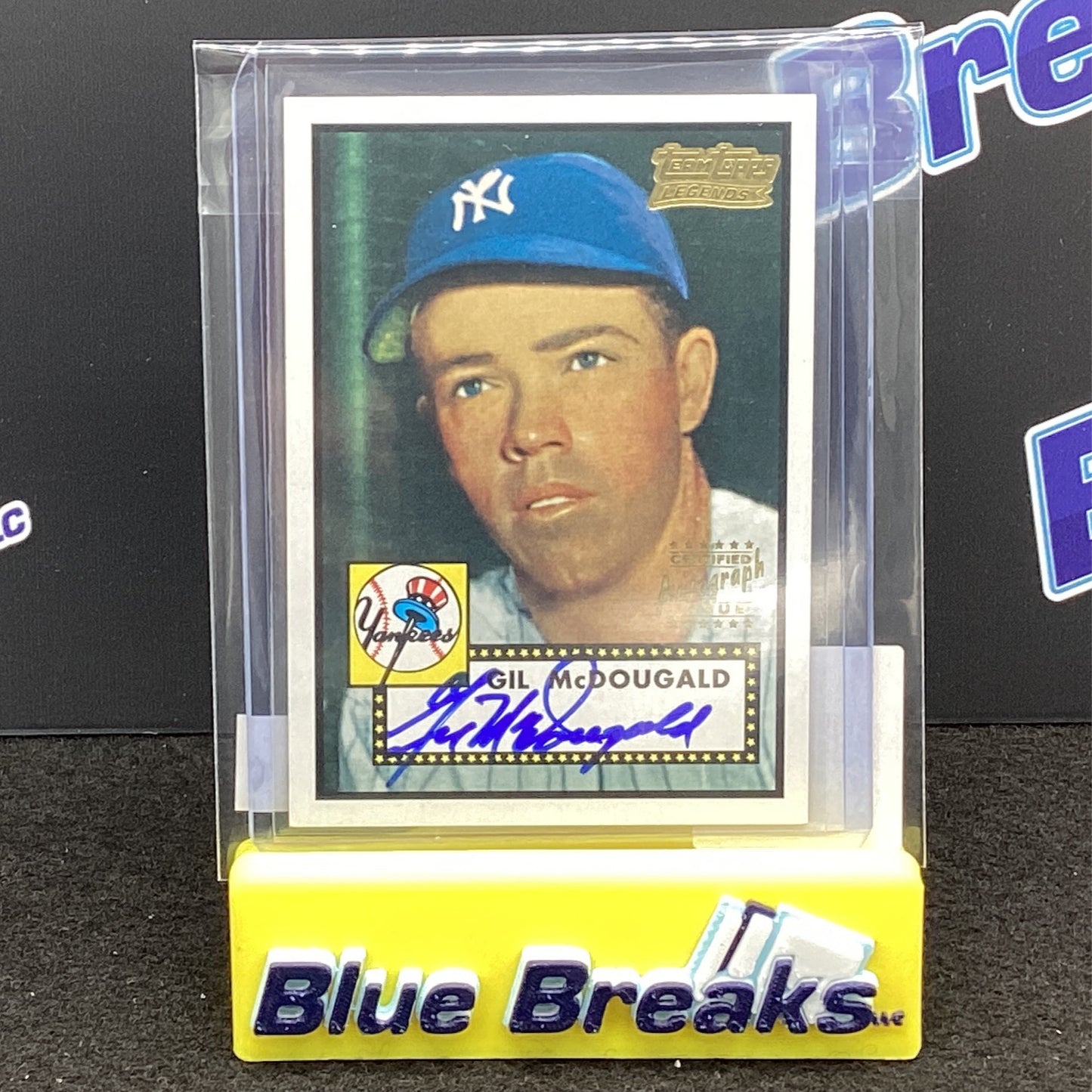 2001 Topps Legends Gil Mcdougald auto 372