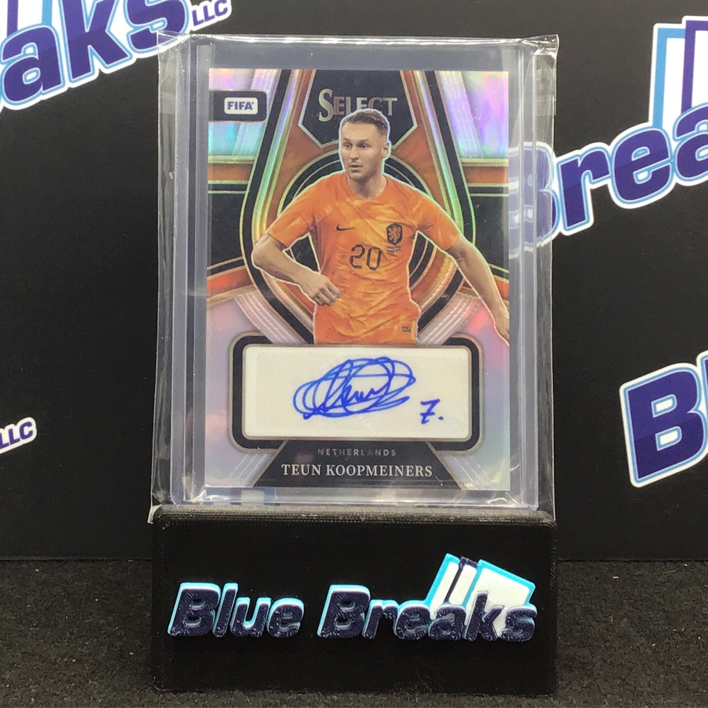 2022-23 Panini Select FIFA Joshua Zirkzee auto #SS-JZE Netherlands