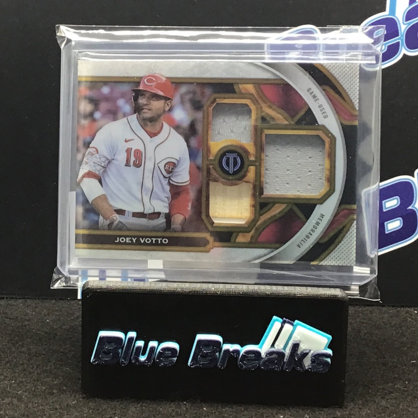 2023 Topps Tribute Triple Relic Joey Votto 04/75 #TR-JV Reds