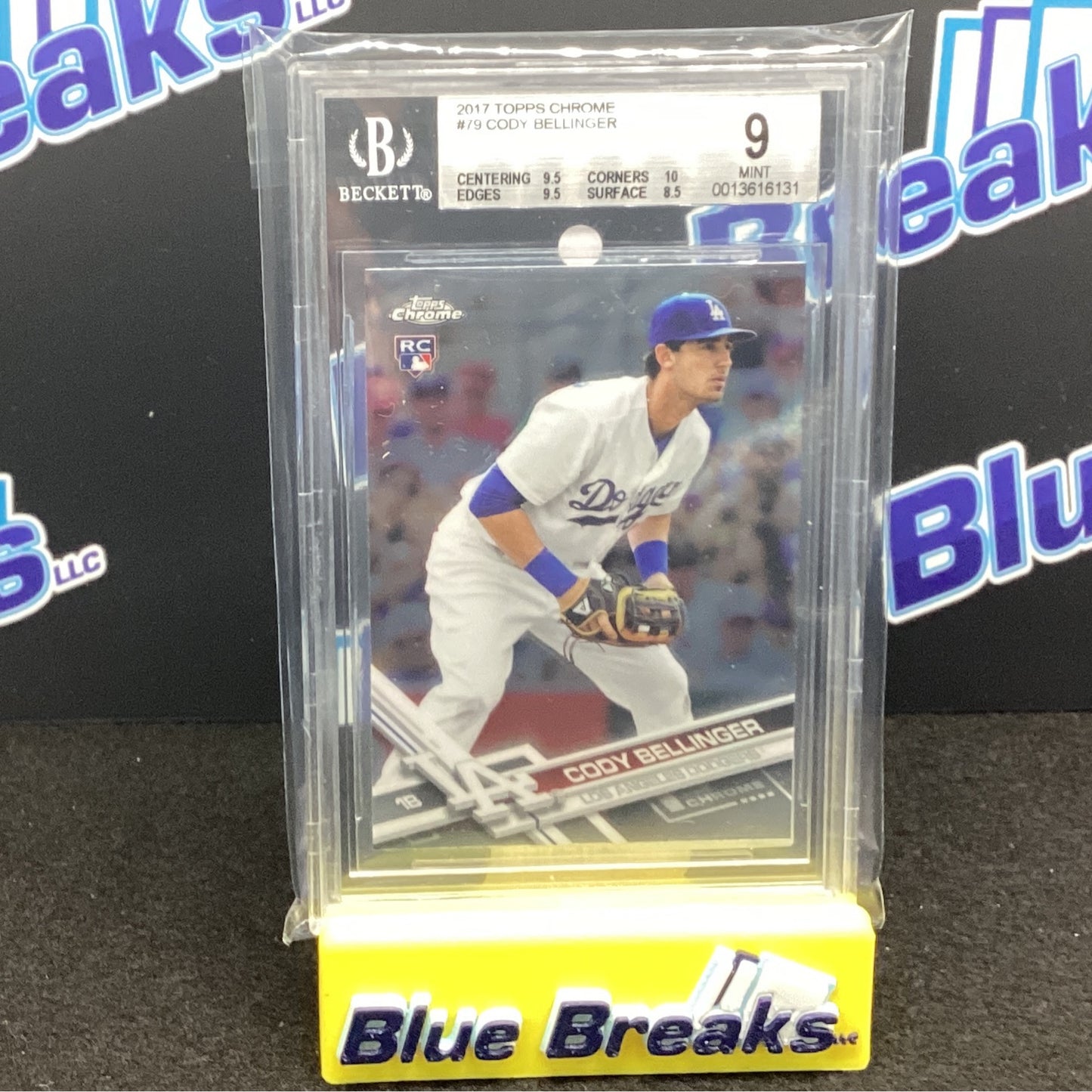 2017 Topps Chrome - Cody Bellinger -- Beckett 9