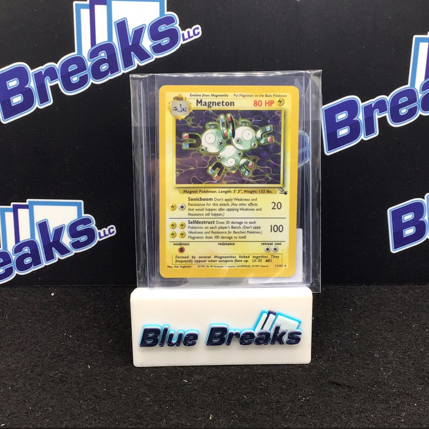 1999 Pokémon Magneton Holo 11/62