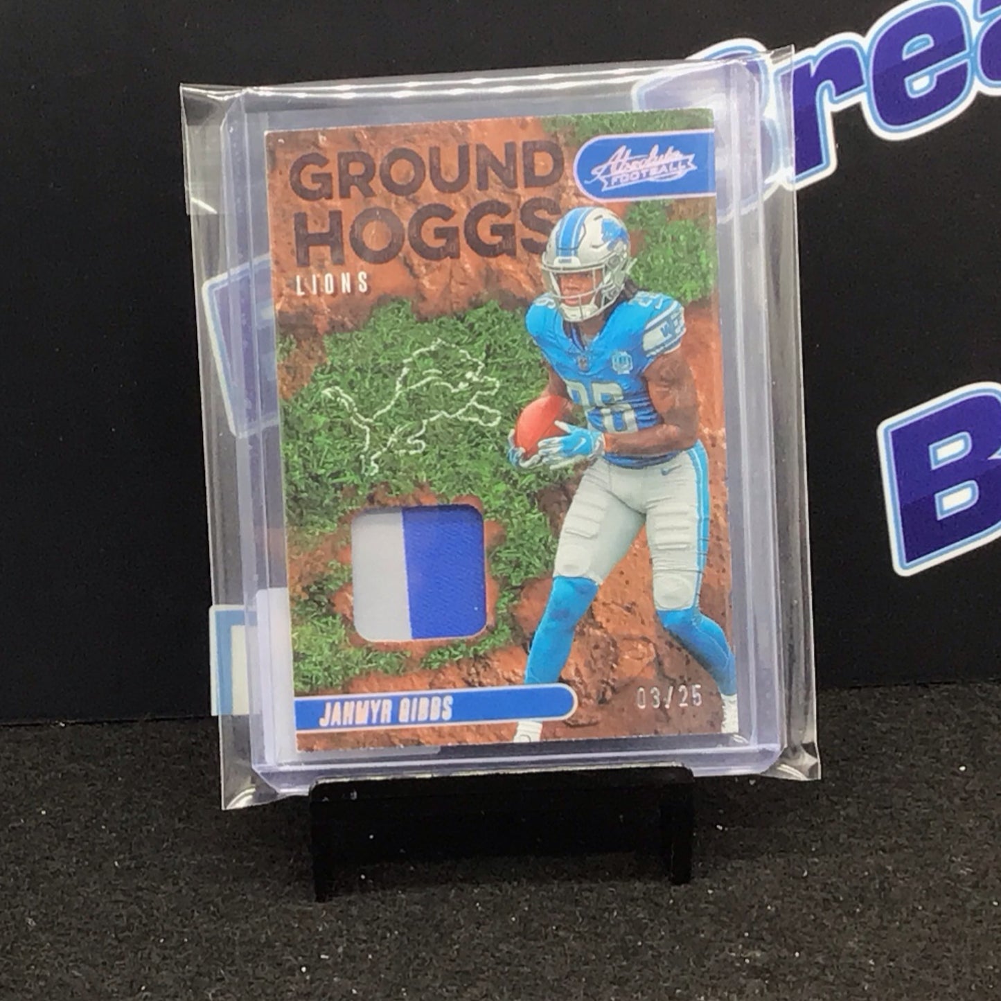 2023 Panini Absolute Ground Hoggs Jahmyr Gibbs relic 03/25 #GH-10 Lions