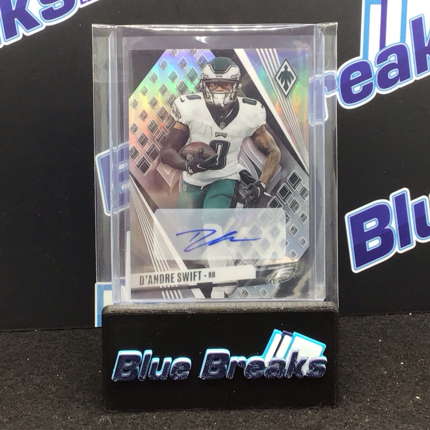 2023 Panini Phoenix D'Andre Swift auto #32 Seahawks