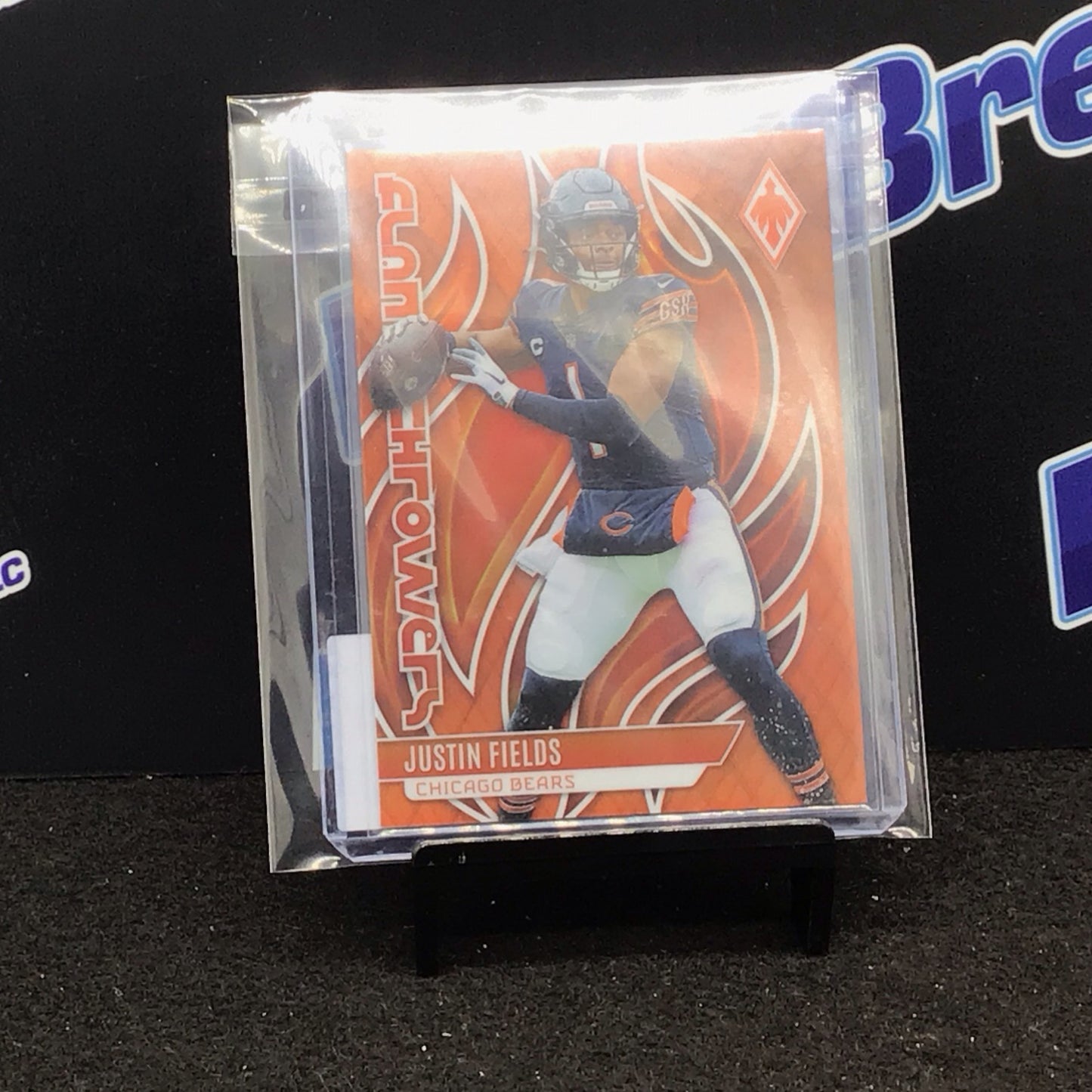 2023 Panini Phoenix Flame Throwers Justin Fields 10/99 #FLA-3 Bears