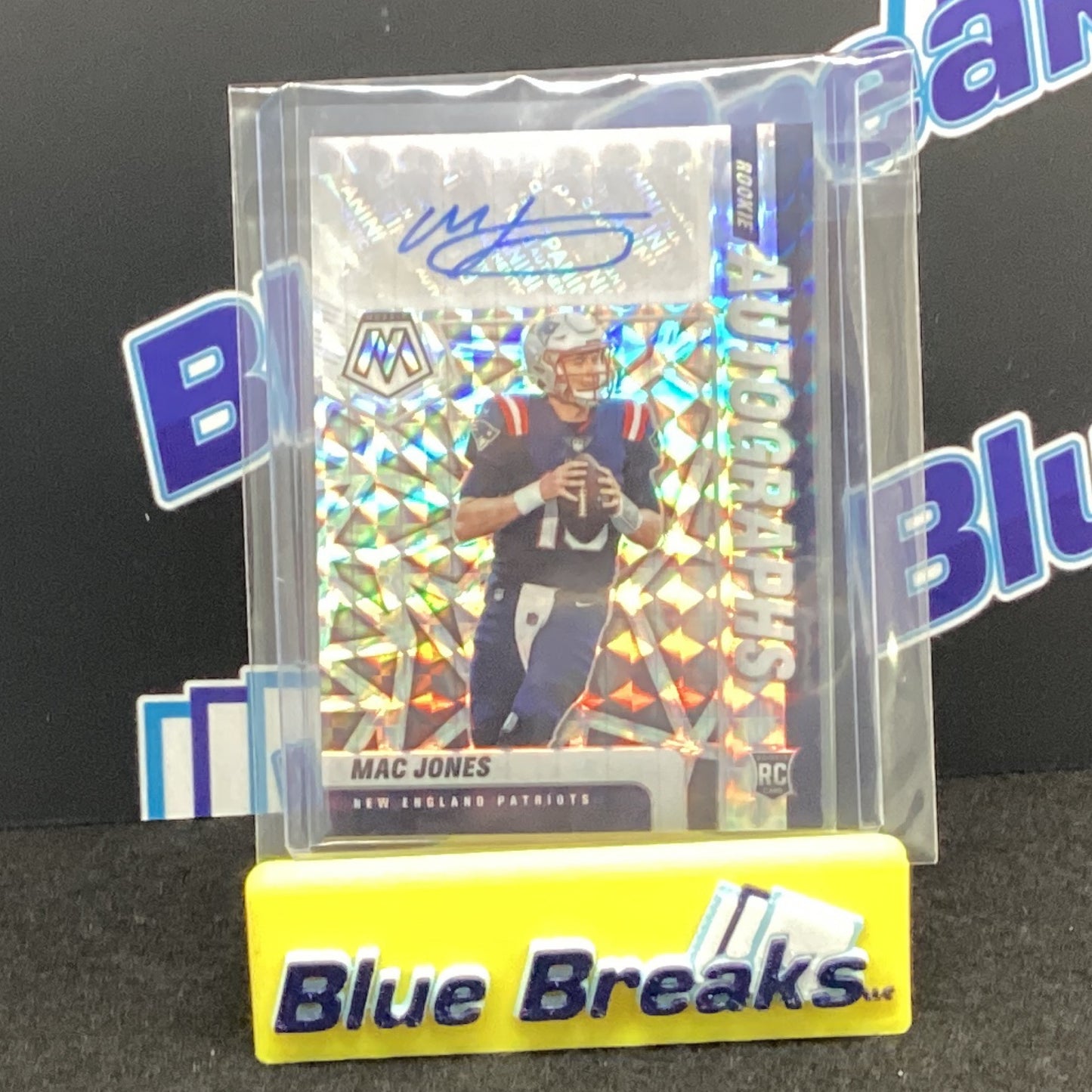 2021 Panini Mosaic - Mac Jones Rookie Mosaic Autographs