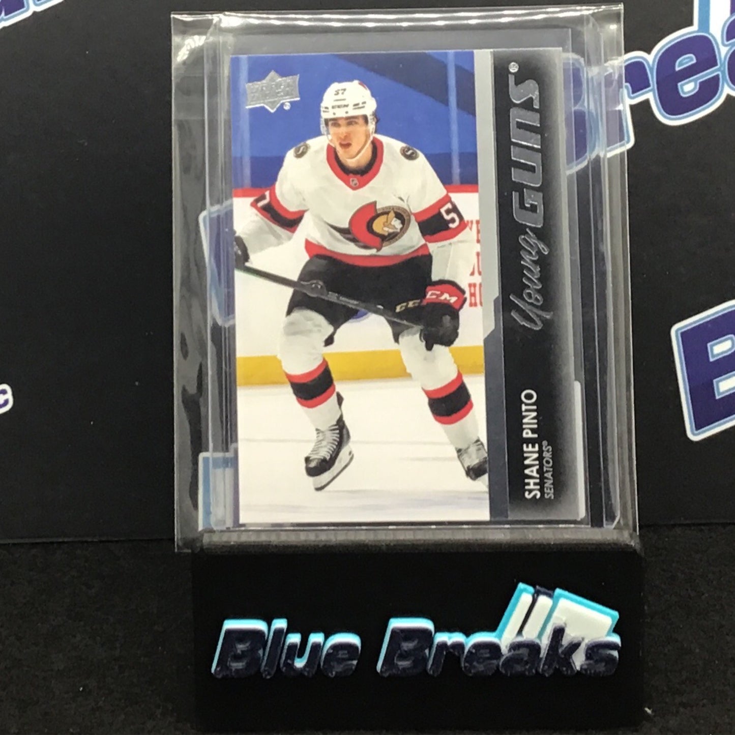 2021-22 Upper Deck Series 1 Young Guns Shane Pinto #246 Senators