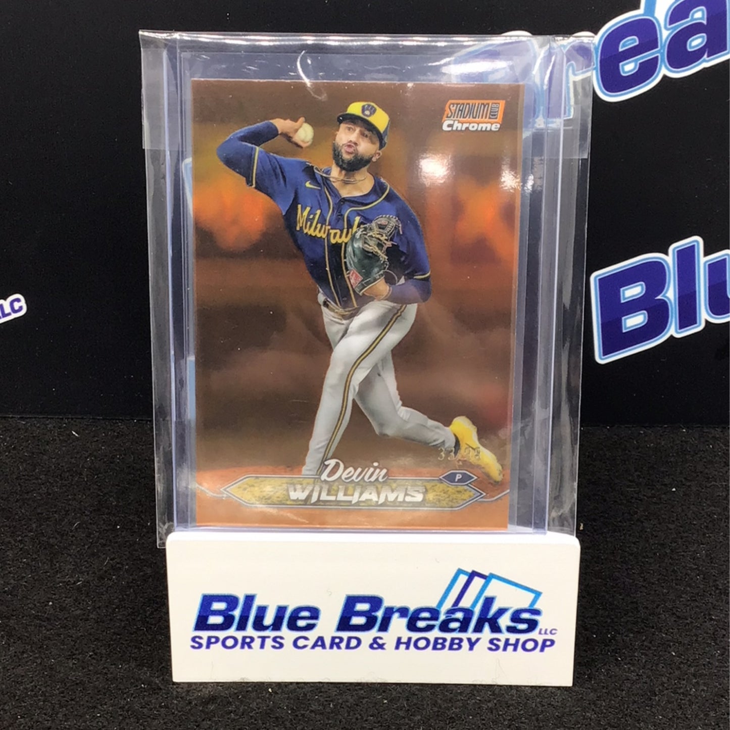 2024 Stadium Club orange Devin Williams #181 Brewers