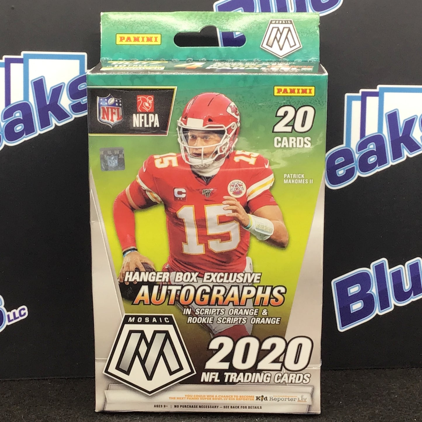 2020 Panini Mosaic Green Football Hanger