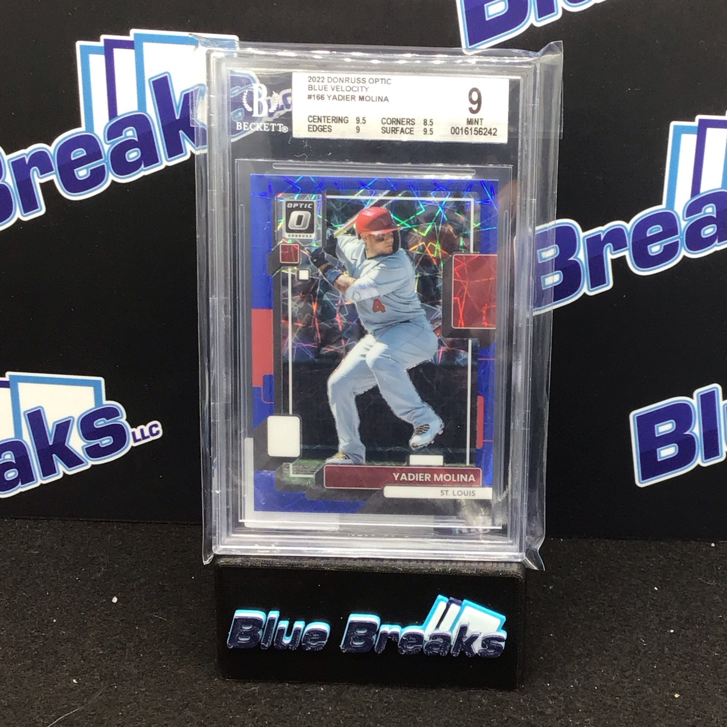 2022 Donruss Optic blue verlocity Yadier Molina #166 BGS 9 Cardinals