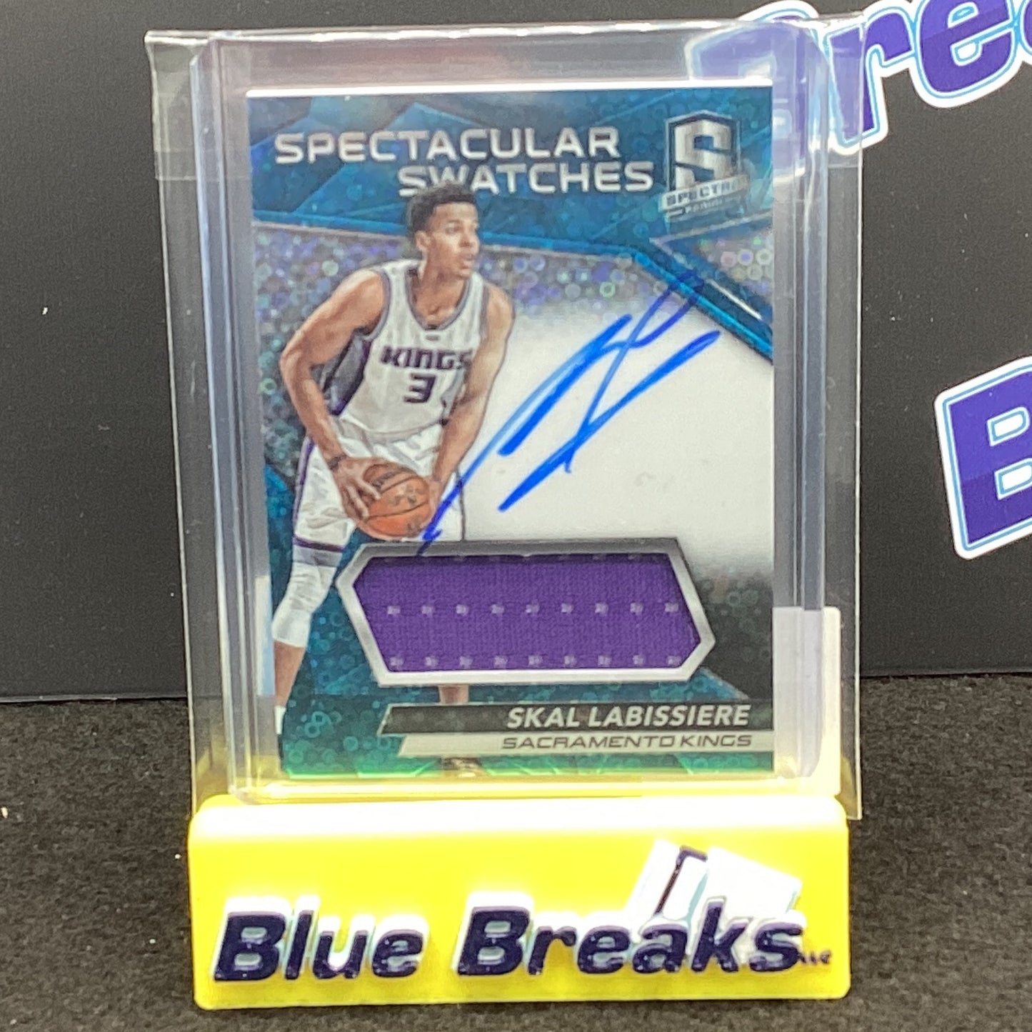 2016-17 Panini Spectra Spectacular Swatches Skal Labissiere auto 40/99 SS-SLE