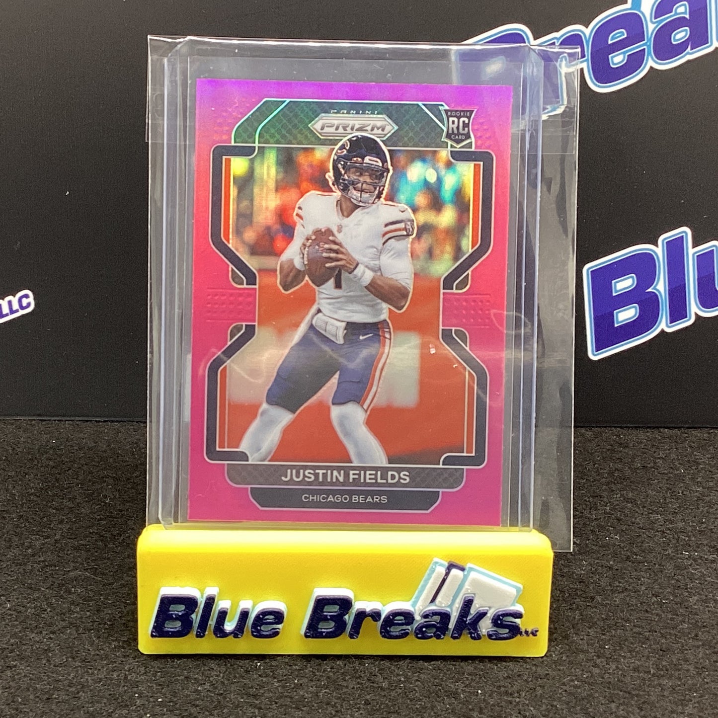 2021 Panini Prizm Football Justin Fields Pink Prizm Rookie #334 Bears RC