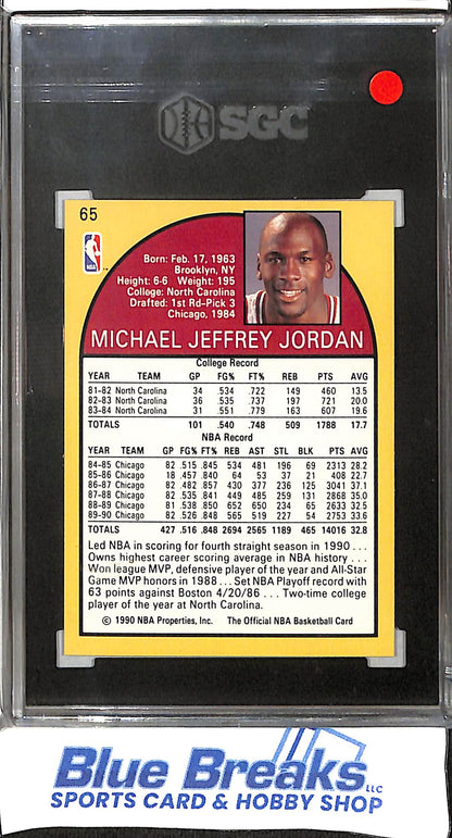 1990-91 NBA Hoops - Michael Jordan - #68 - SGC 8.5 - basketball - Bulls