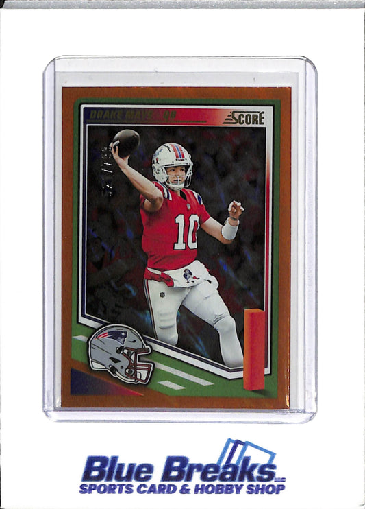 2025 Panini Score - Drake Maye - New England Patriots - Football - 521/799 - Orange Lava - Prizm - #27