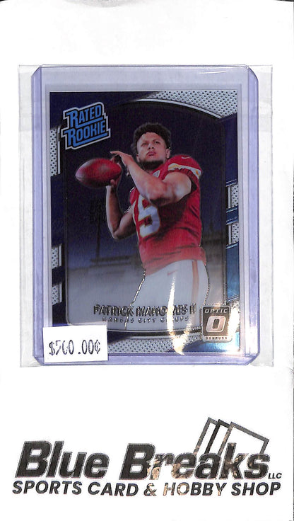 2017 Panini Donruss Optic - Patrick Mahomes II - 177 - Blue Foil RC - Football - Chiefs