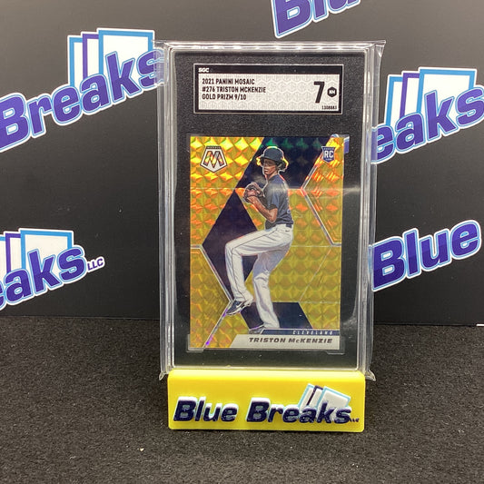 2021 Panini Mosaic - Triston Mckenzie Gold prizm 9/10