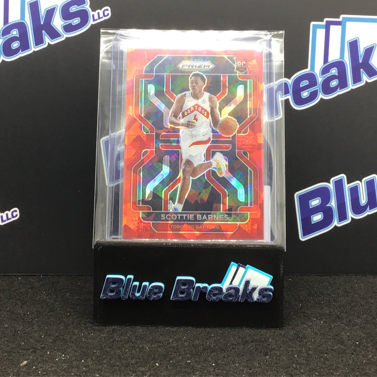 2021-22 Panini Prizm Red Cracked Ice Scottie Barnes RC #320 Raptors