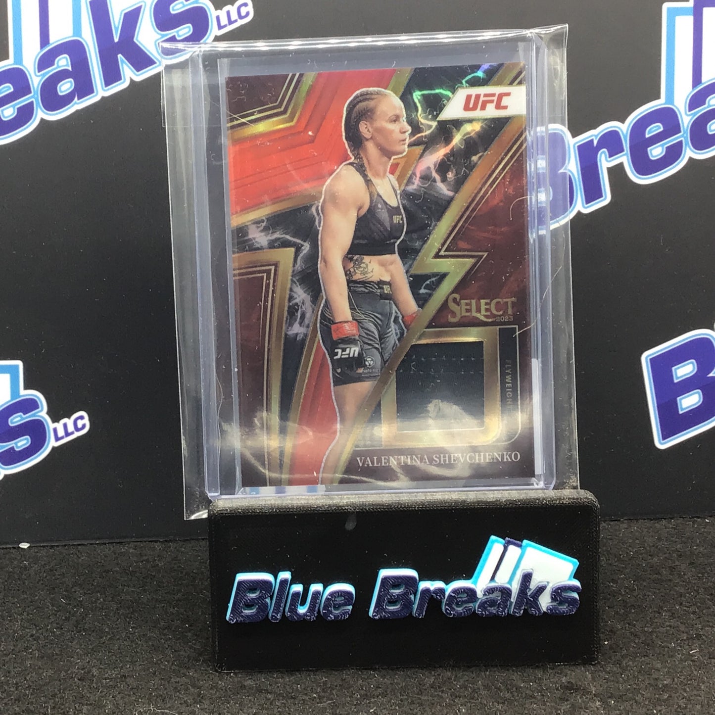 2023 Panini Select UFC Sparks Valentina Shevchenko relic 65/99 #SP-VSH