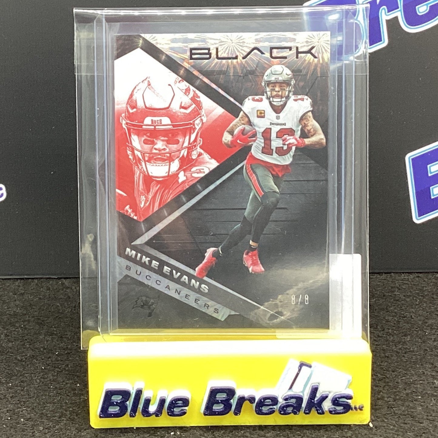 2022 Panini Black FOTL Mike Evans 8/8