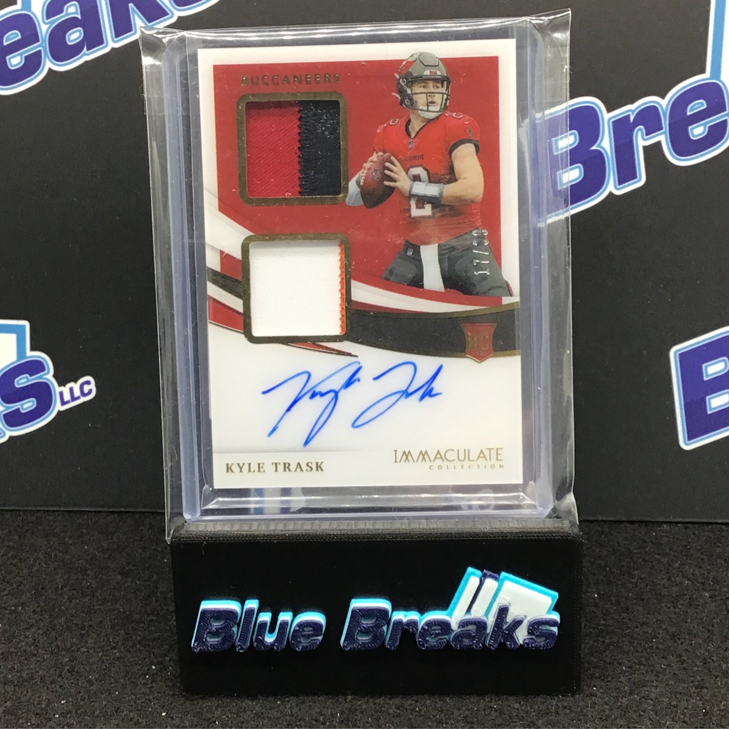 2021 Panini Immaculate Collection Kyle Trask auto dual relic 17/99 RC #ISP-KTR Buccaneers