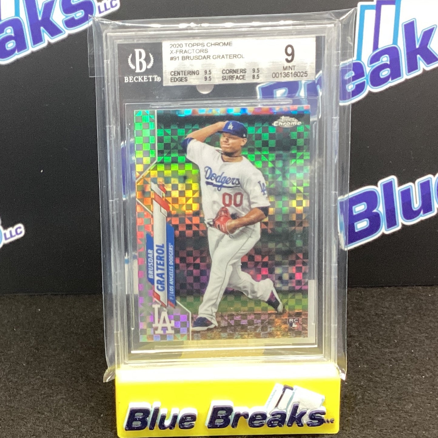 2020 Topps Chrome - X-Fractors - Brusdar Graterol