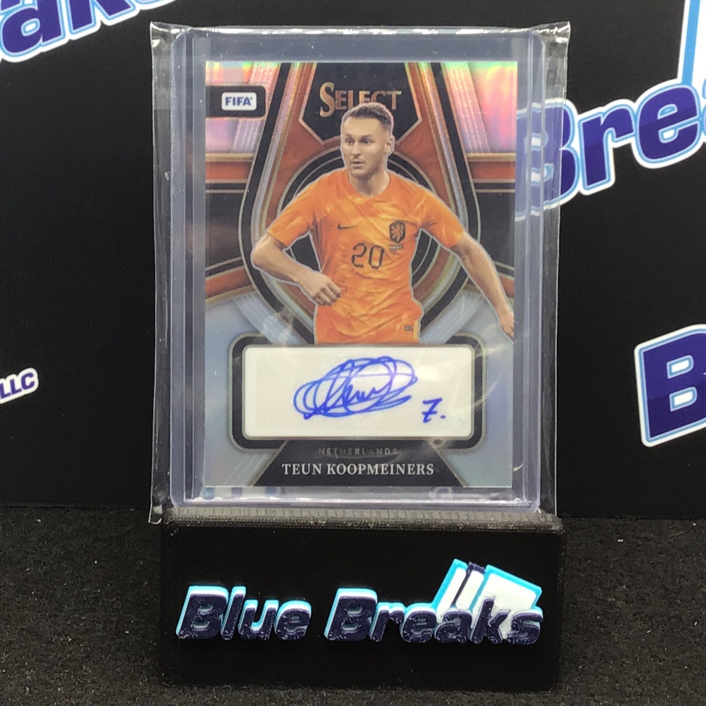 2022-23 Panini Select FIFA Refractor Teun Koopmeiners auto #SS-TKO Netherlands