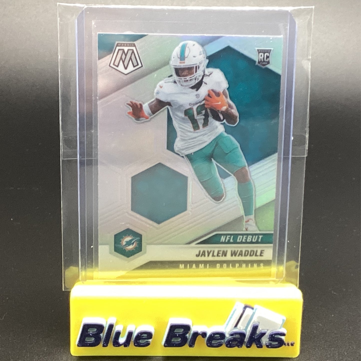 2021 Panini Mosaic -Jaylen Waddle - Silver