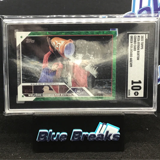 2023 Topps Series One Green Foilboard Byron Buxton Combo Card 448/499 #326 SGC 10