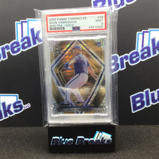 2020 Panini Chronicles Spectra Gold Shun Yamaguchi 04/10 #19 PSA 9 Blue Jays