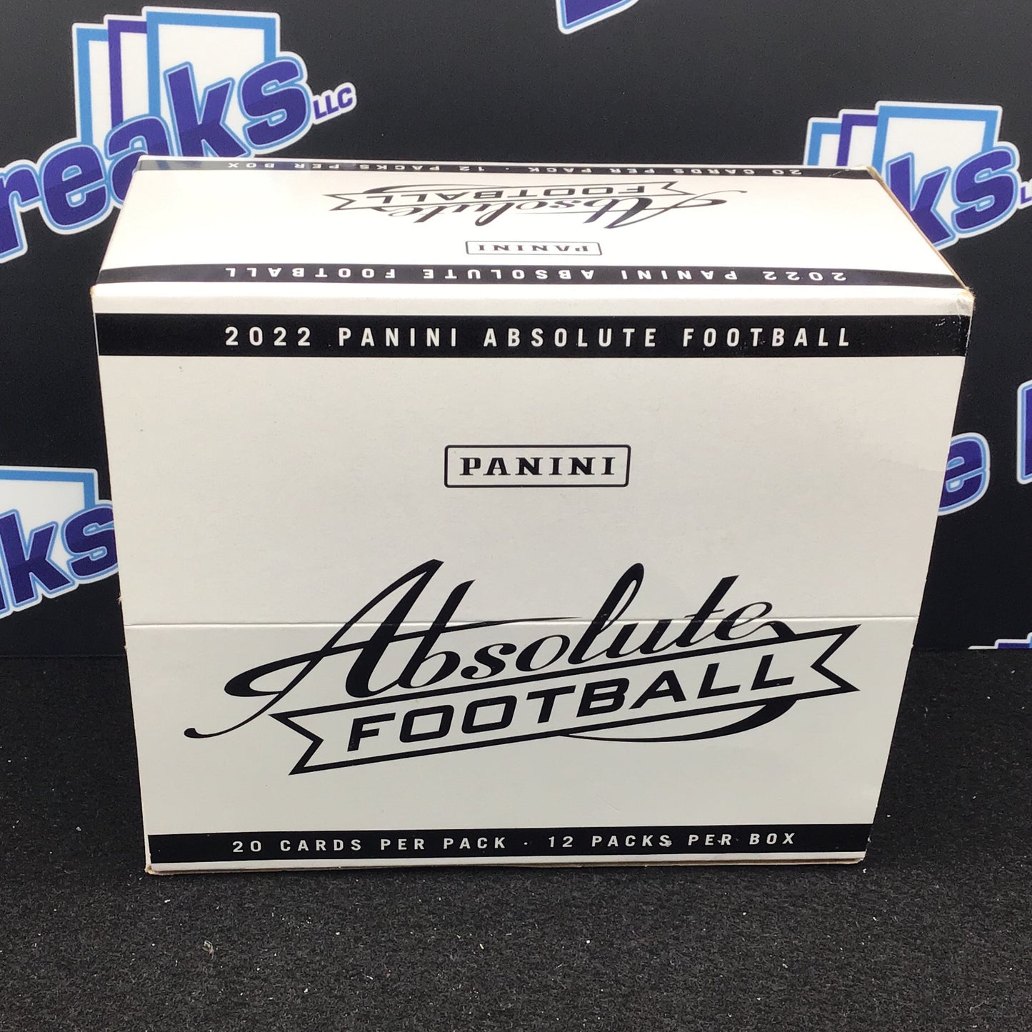 2022 Absolute Football Fat Pack box