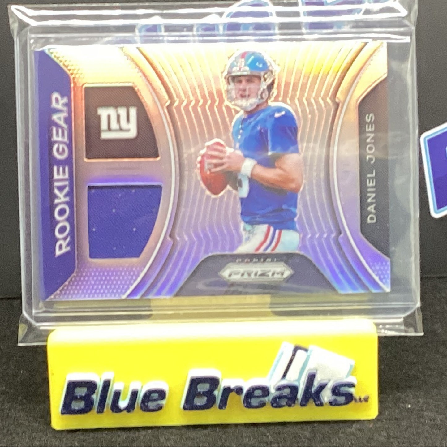 2019 Panini Prizm - Daniel Jones - RG-DJ Rookie Gear