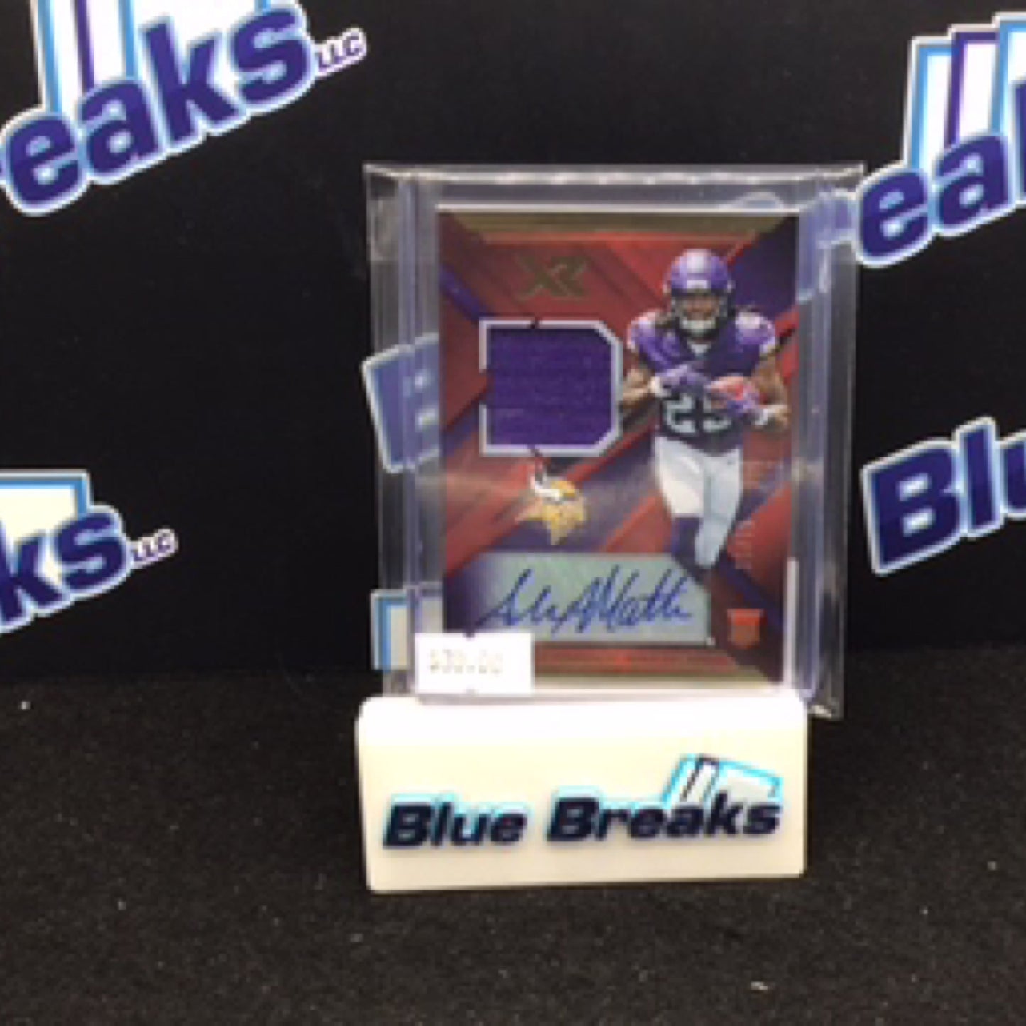 2019 Panini Xr Alexander Mattison relic auto 56/75 RC #RSA-34 Vikings