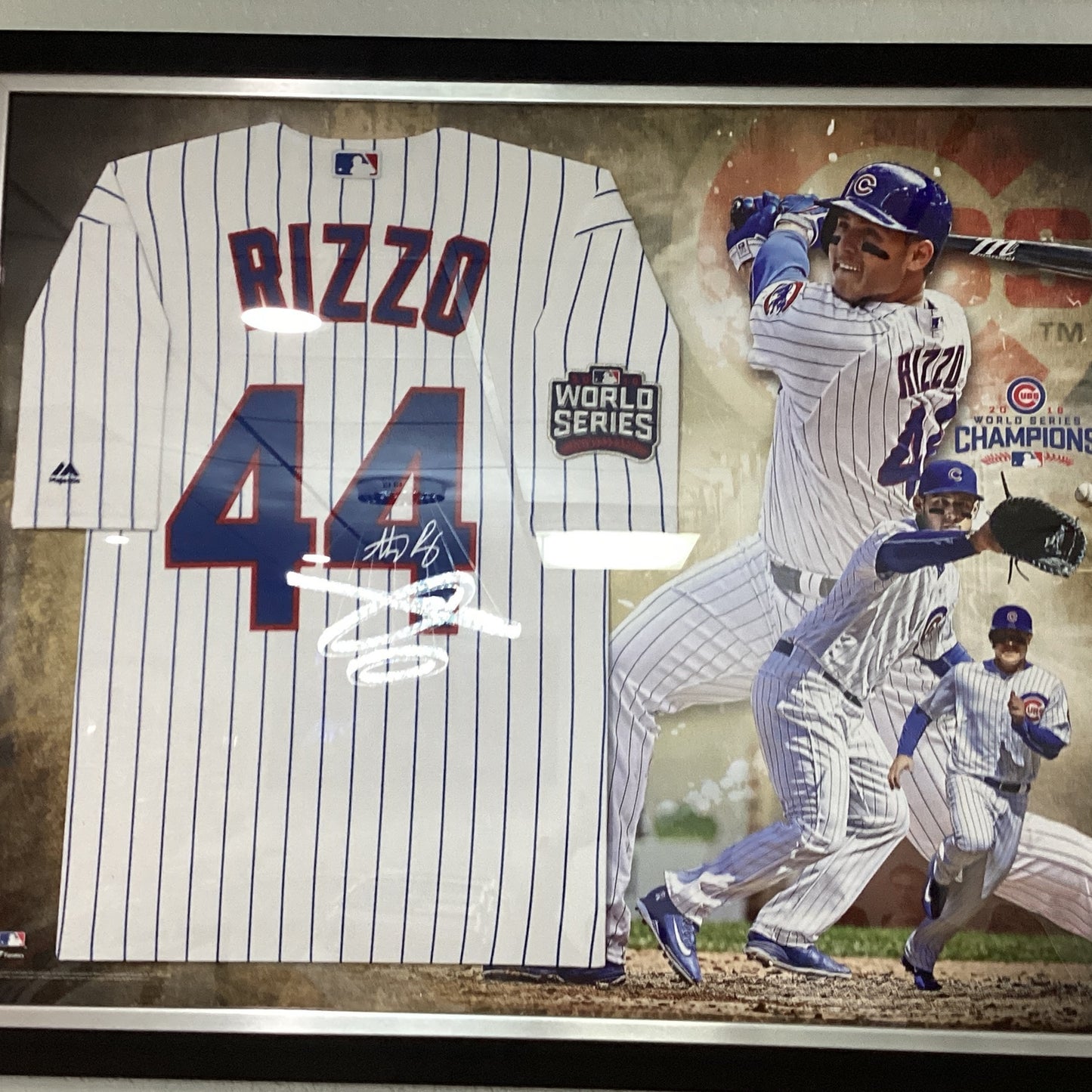 Anthony Rizzo Signed Jersey