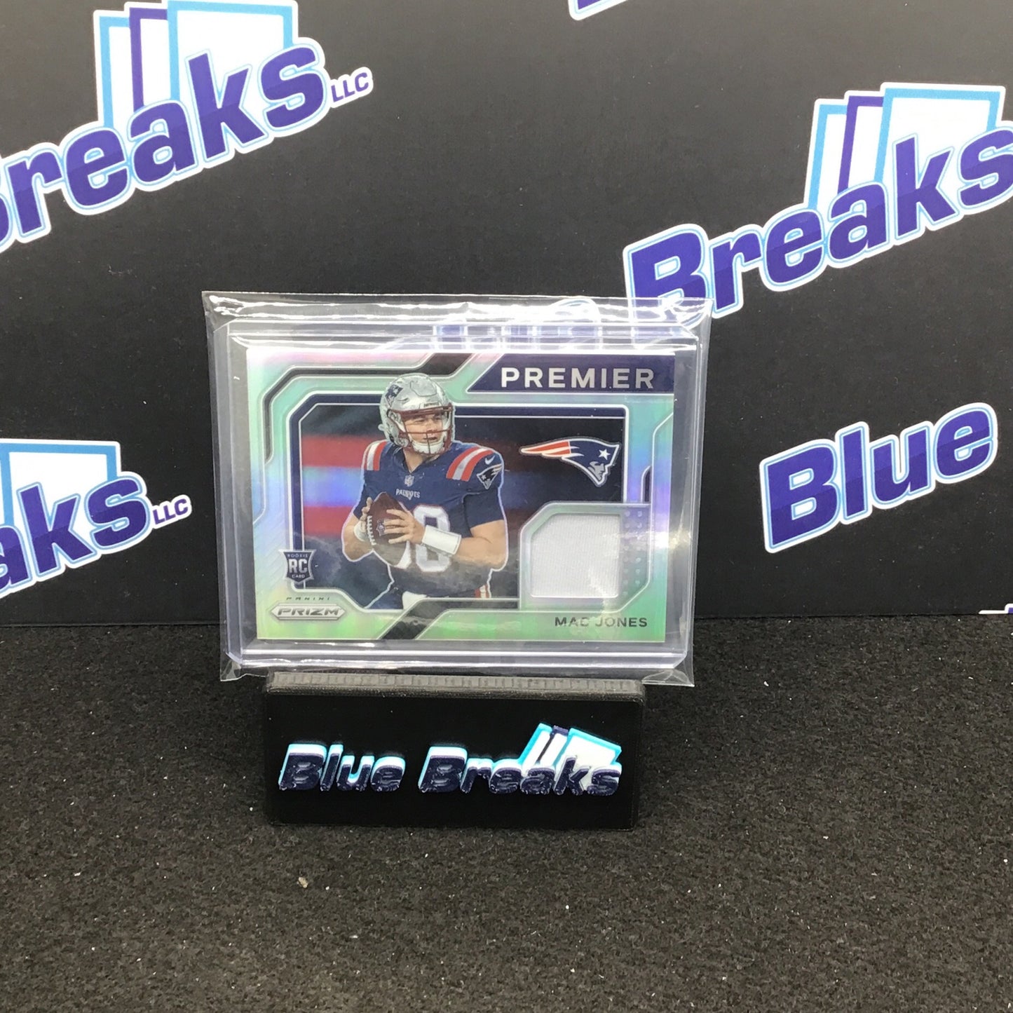 2021 Panini Prizm - Mac Jones - Premier Jersey Swatch - PJ-6 - New England Patriots - Silver