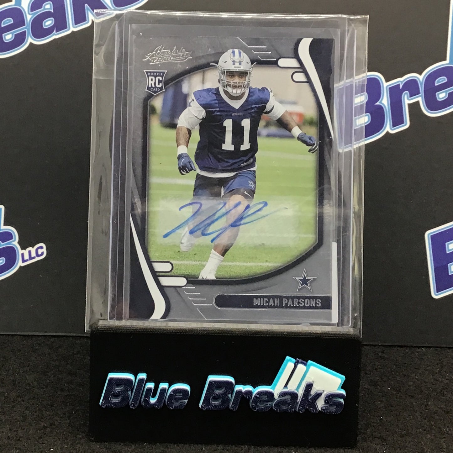 2021 Panini Absolute Micah Parsons auto RC #158 Cowboys