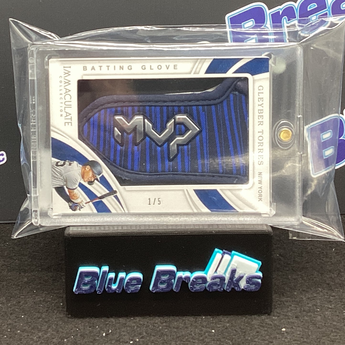 2019 Panini Immaculate Gleyber Torres jumbo relic batting glove 1/5 #IJ-GT