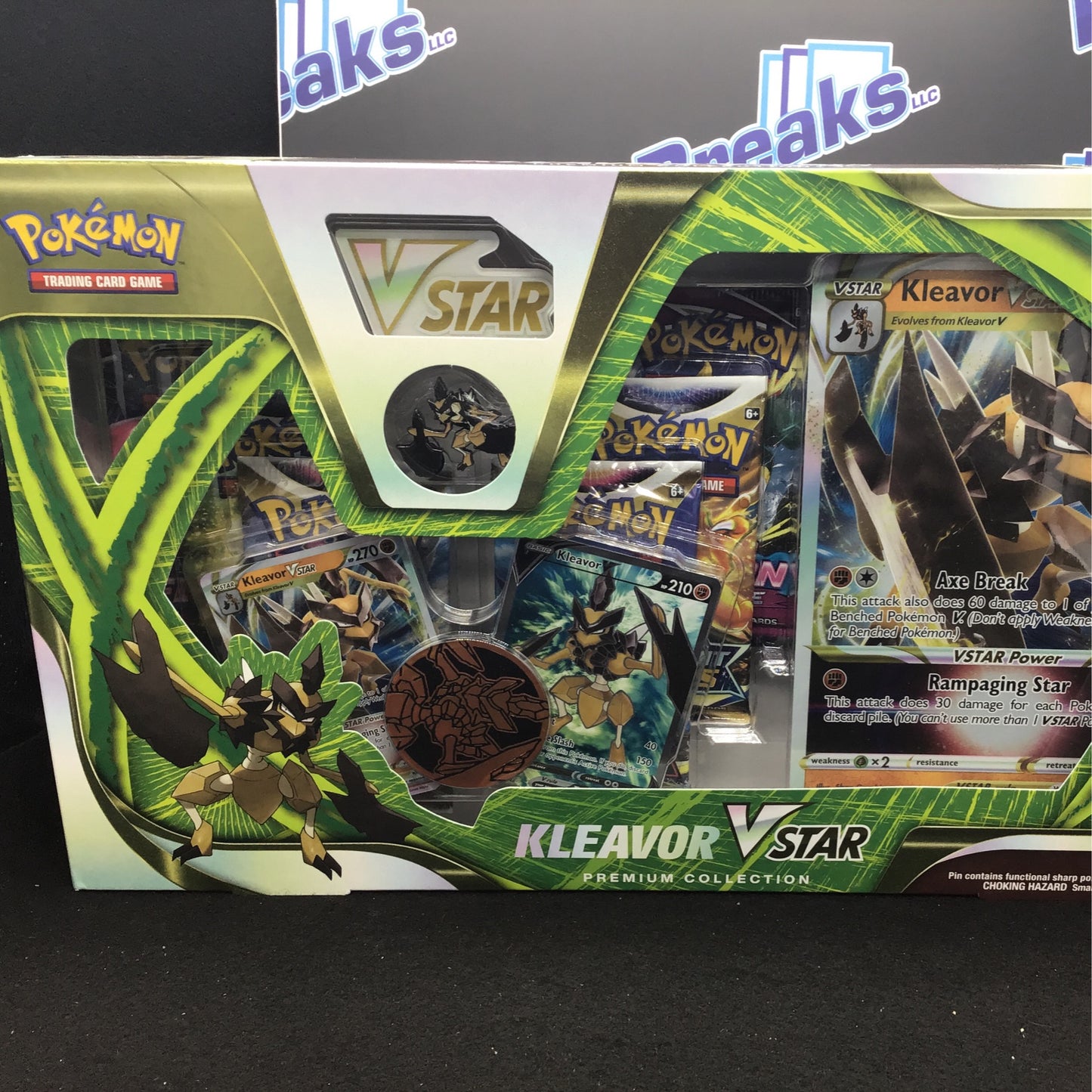 Pokémon Kleavor VStar Collection Box