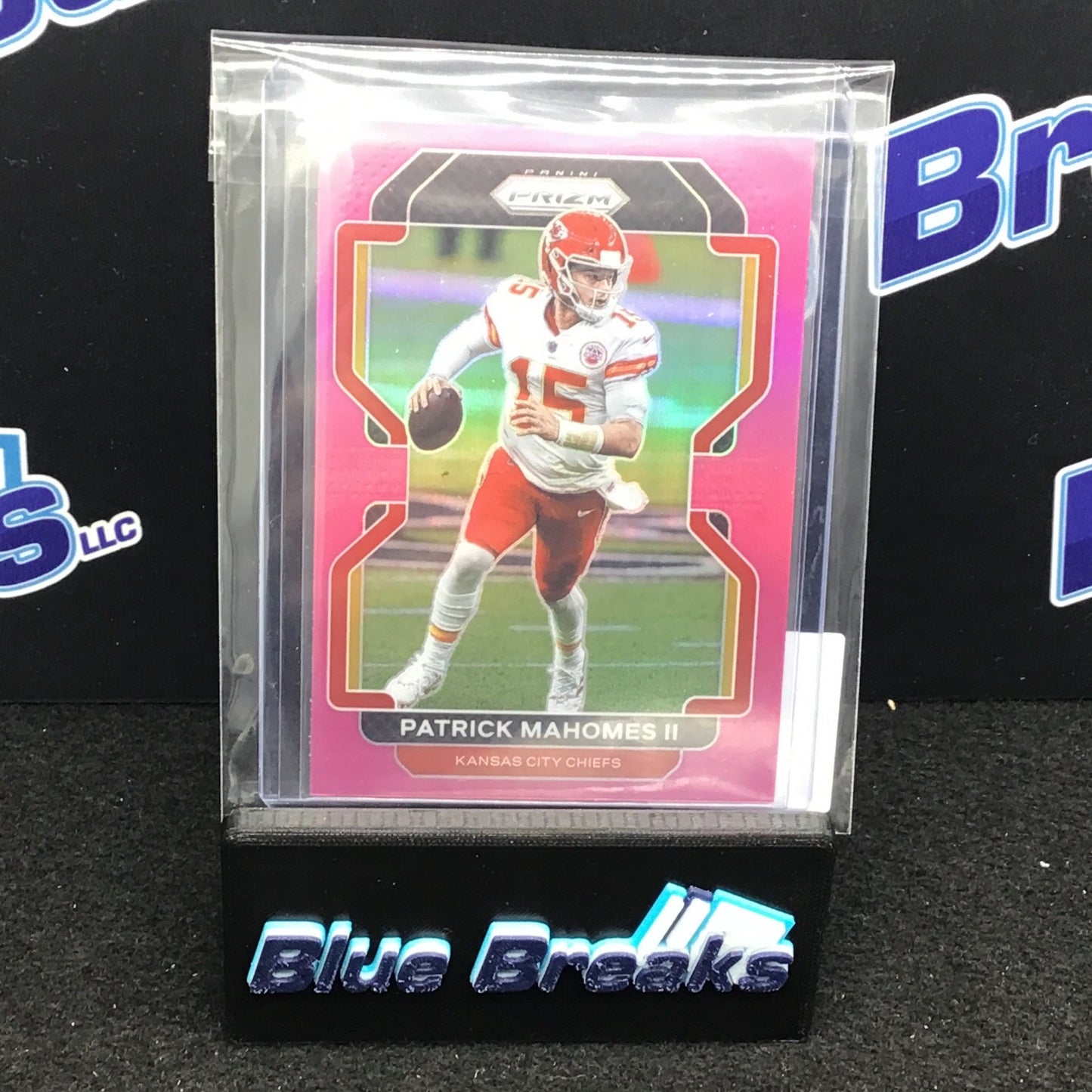 2021 Panini Prizm Pink Refractor Patrick Mahomes #190 Chiefs