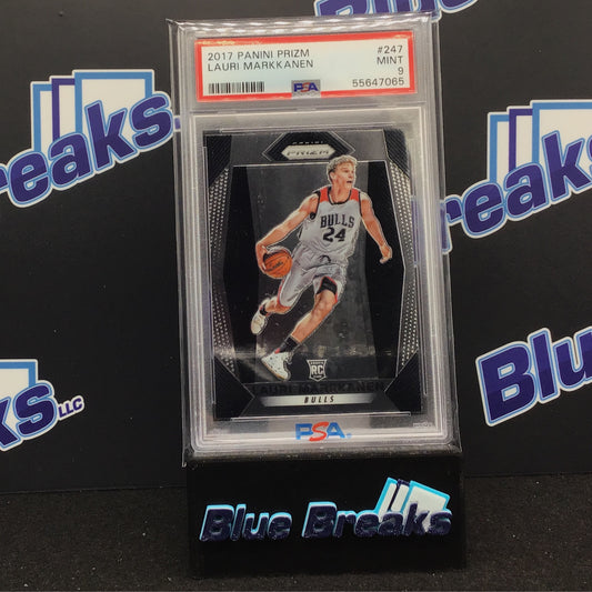 2017 Panini Prizm Lauri Markkanen #247 PSA 9 Bulls