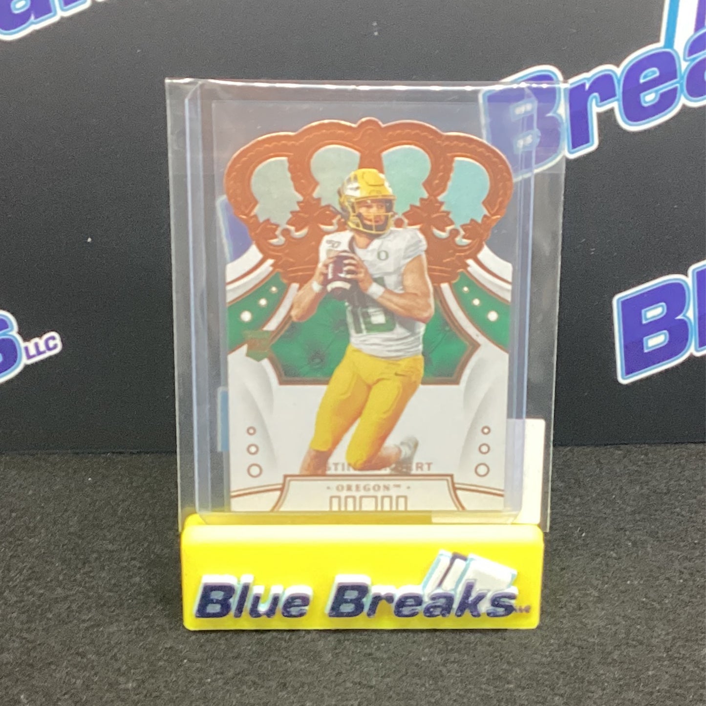 2020 Panini Chronicles Draft Picks Crown Justin Herbert