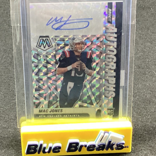 2021 Mosaic - Mac Jones Autographs Mac Jones RA-6