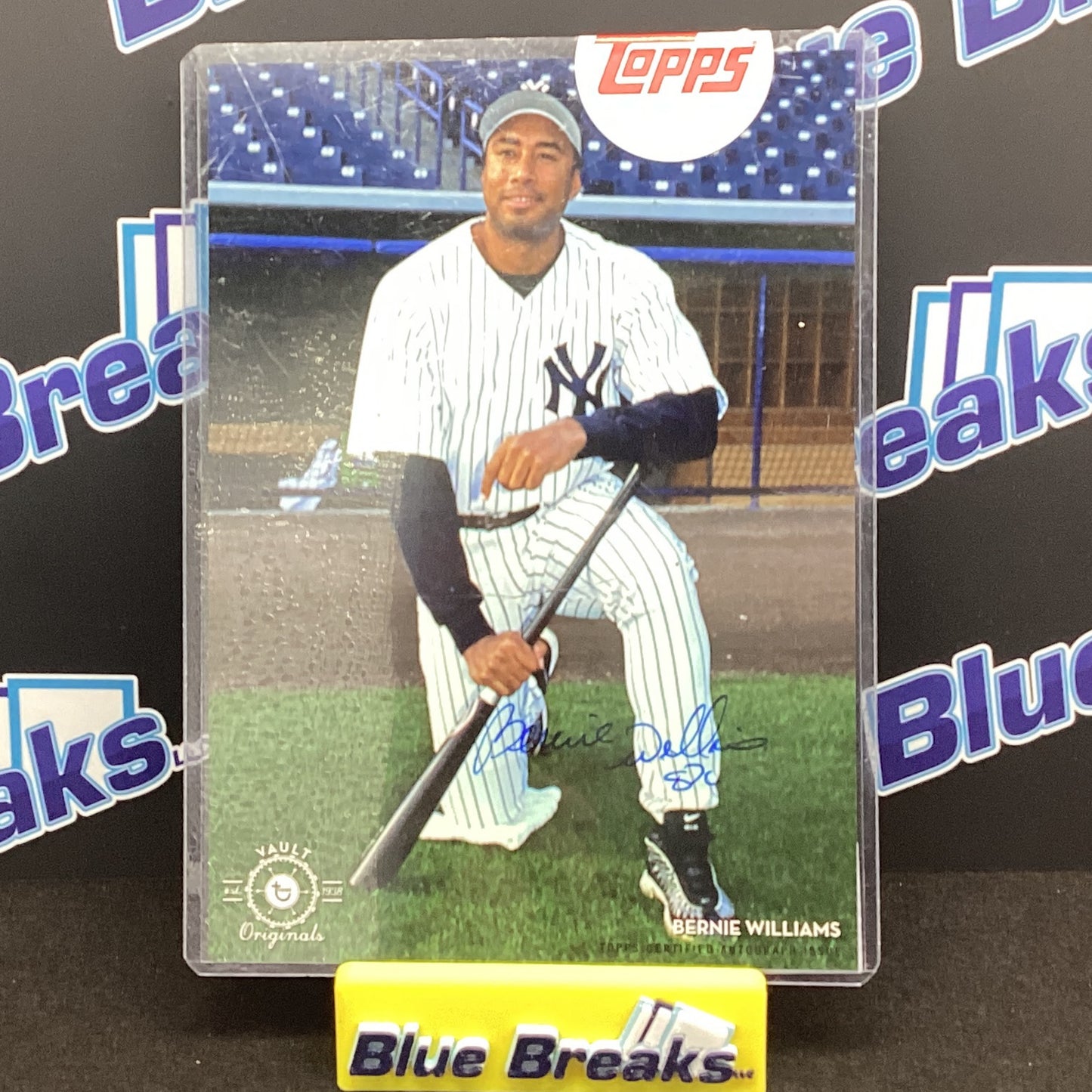 2015 Topps Vault Bernie Williams auto
