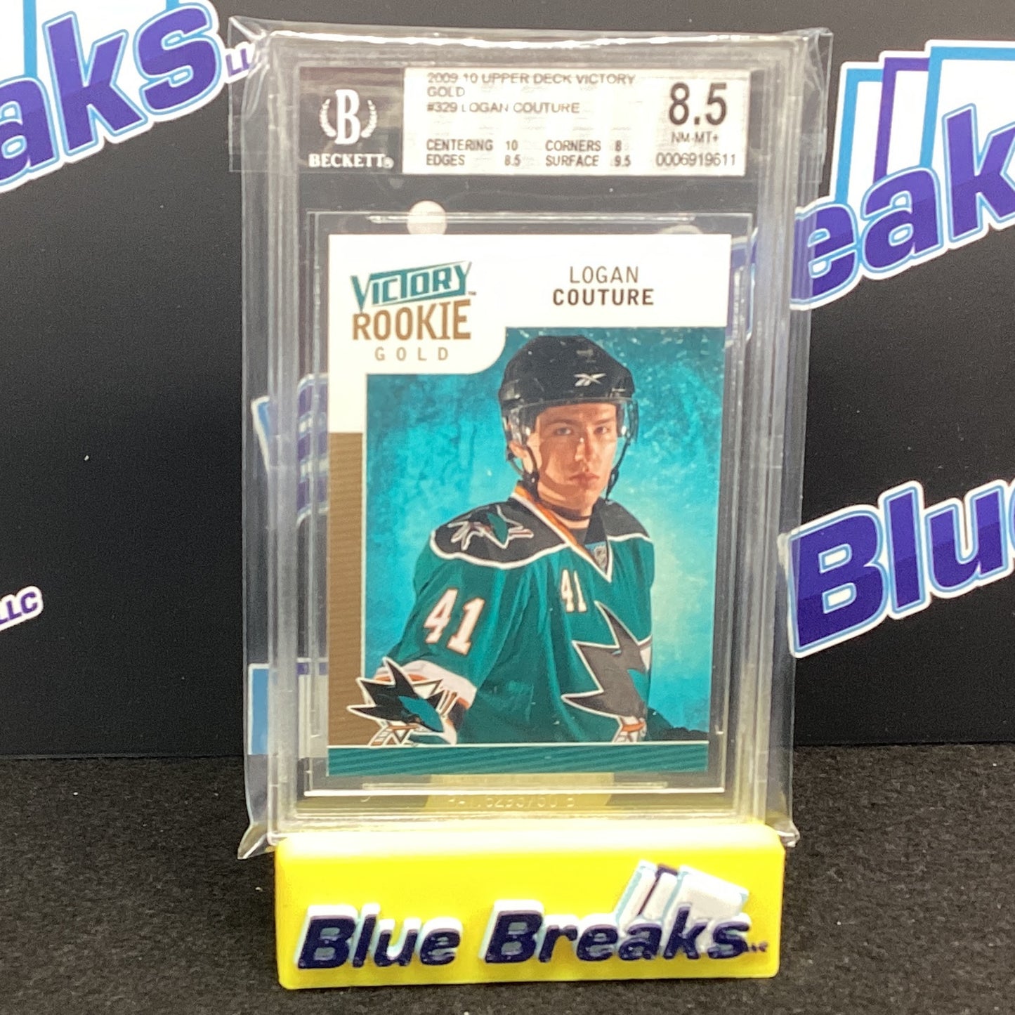 2009-10 Upper Deck Victory - Logan Couture - Gold  BGS 8.5