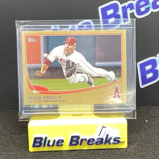 2013 Topps - Mike Trout #536 Defensive POY - Gold 1290/2013 - LA Angels