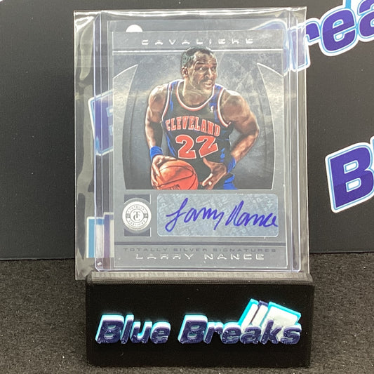 2013-14 Panini Totally Certified Silver Signatures Larry Nance #184 Cavaliers